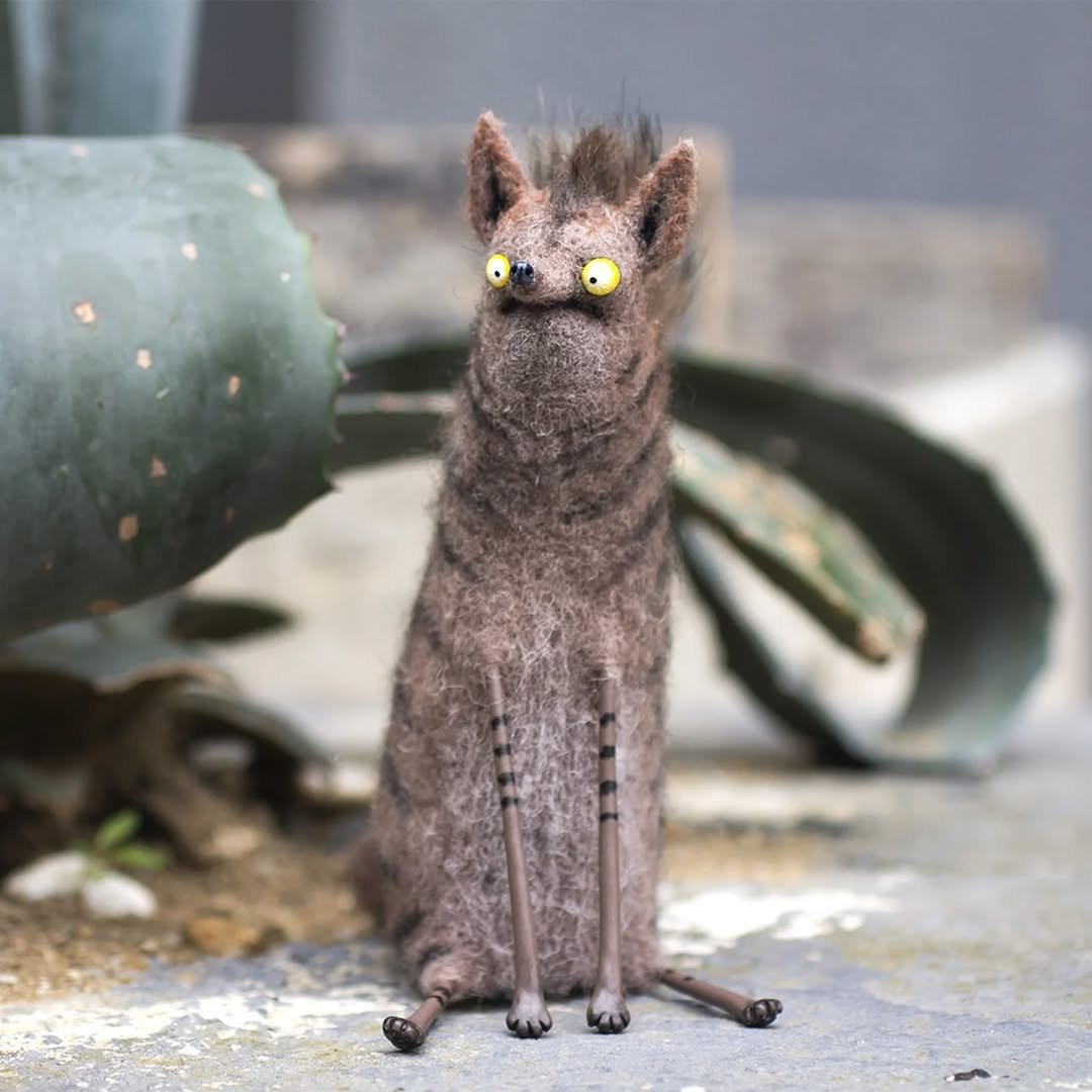 😲Flabbergasted Hyena