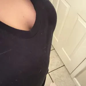 Betty wearing LUMMVRA Invisible Lift inserts